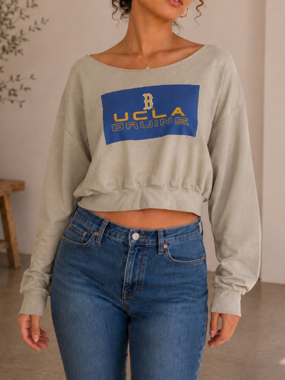 Women's UCLA Cropped Sweatshirt in Beige
